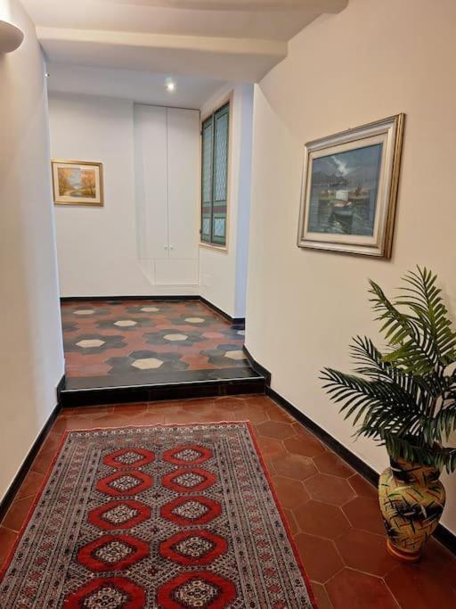 Il Talismano-In Citta -Vicino Al Mare Appartement Savona Buitenkant foto